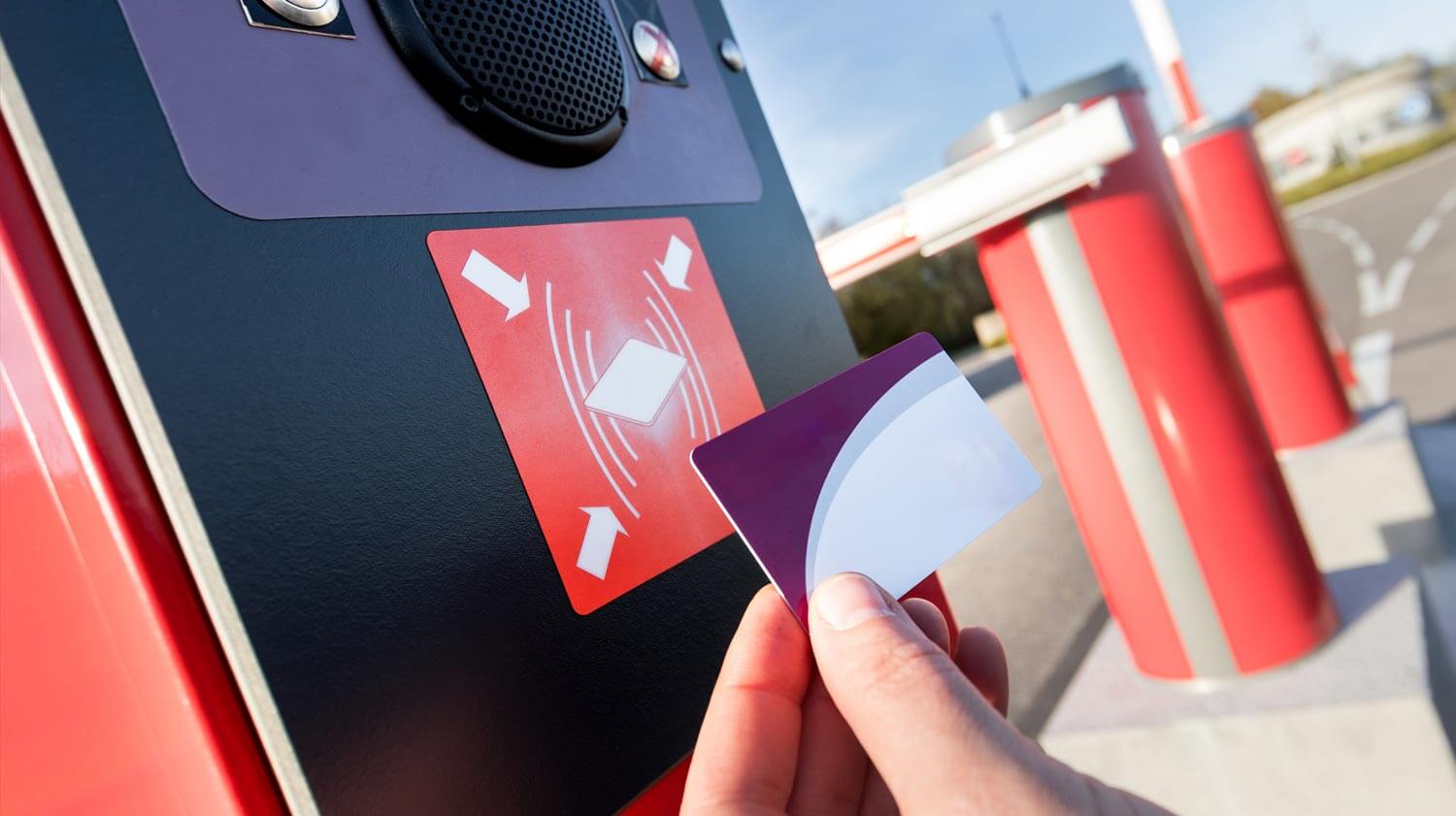 Installateur de contrôle d'accès en Alsace avec badge